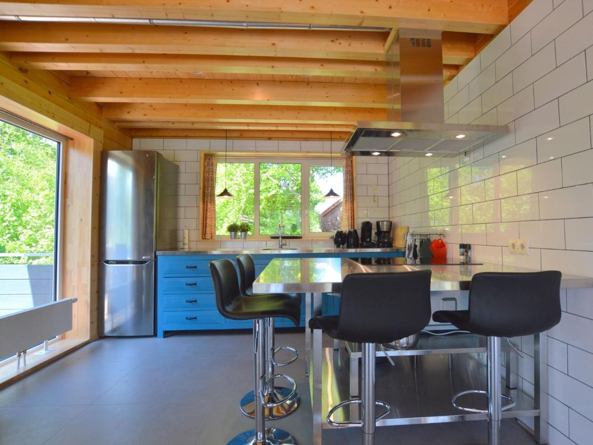 Modern In With Barbecue Vakantiehuis