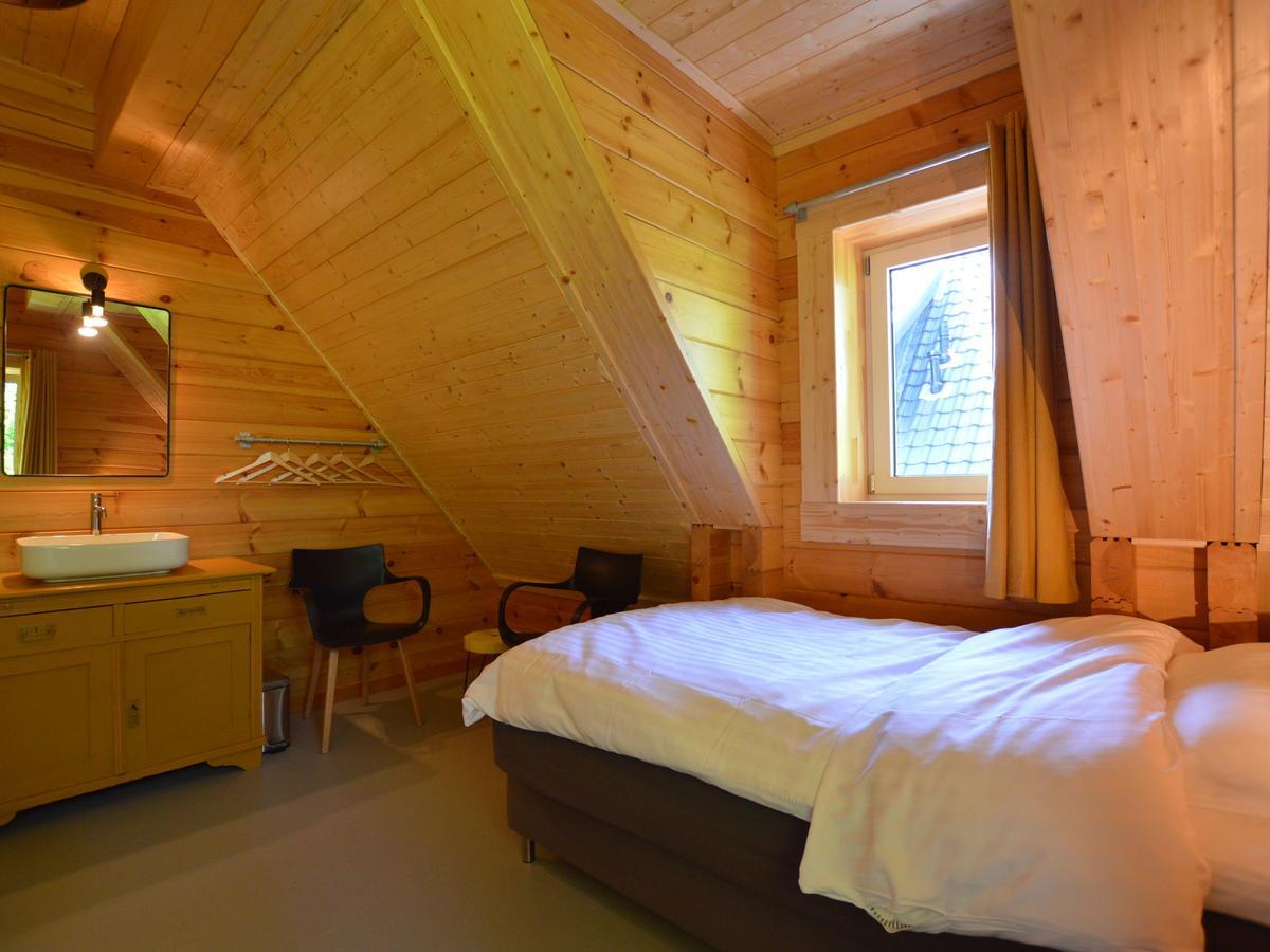 Cosy House In With Views And Spacious Terrace *